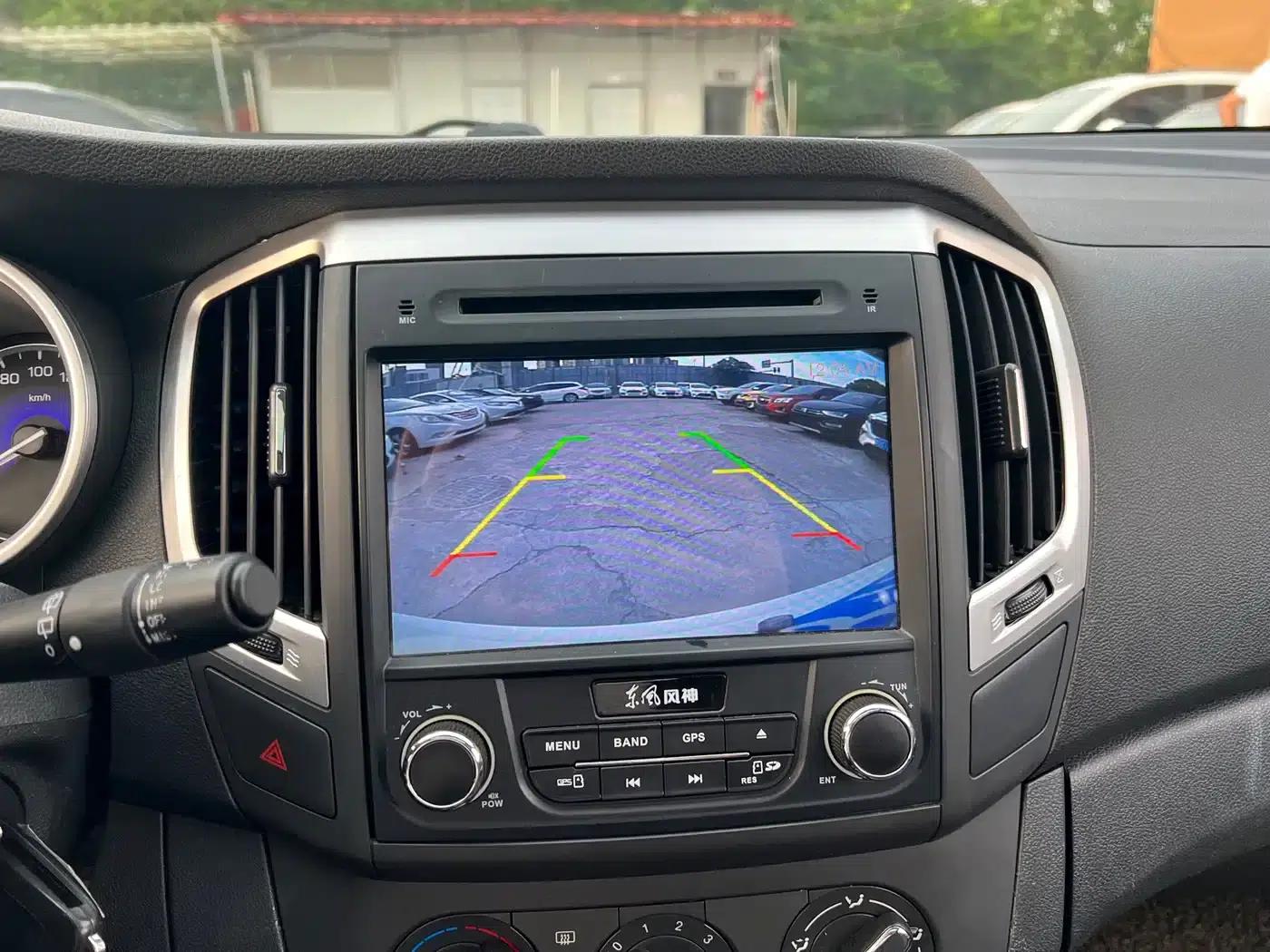 Dongfeng Fengshen AX3 2016 Model 1.5L Manual Cool Edition — миниатюра 7