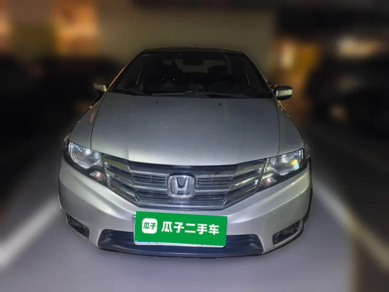 Honda City Classic 2012 1.5L manual Elite Edition — миниатюра 2