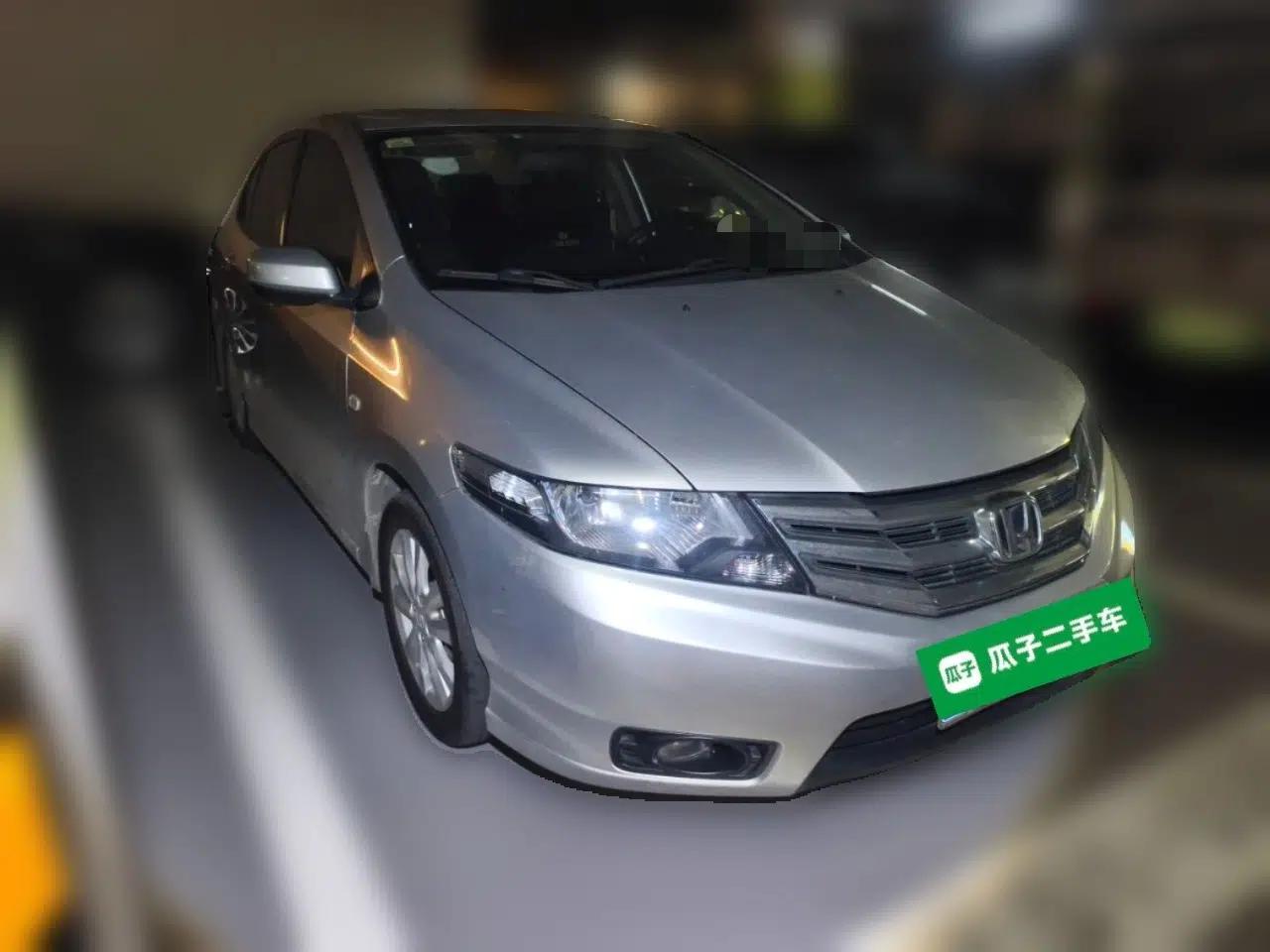Honda City Classic 2012 1.5L manual Elite Edition — миниатюра 3