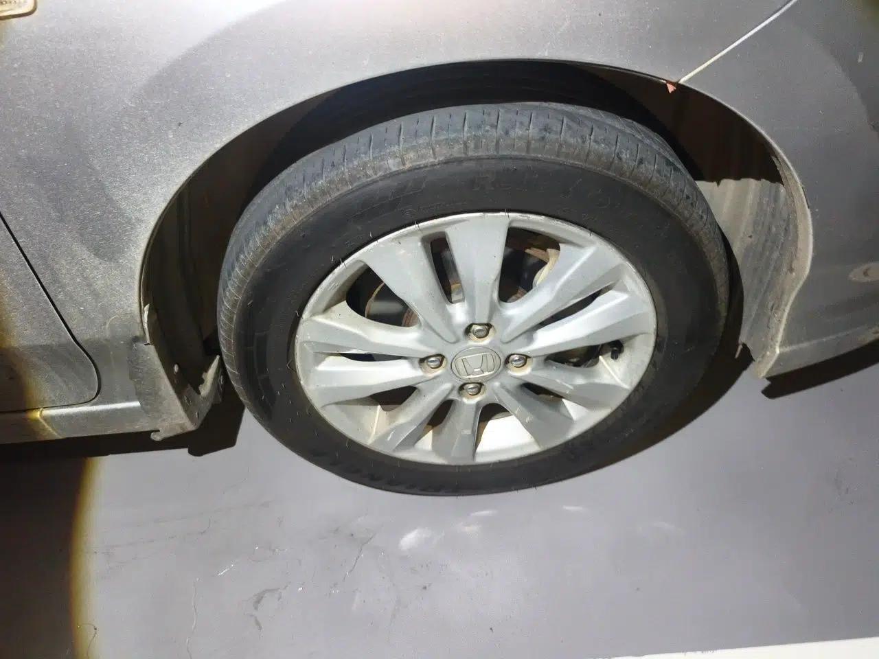 Honda City Classic 2012 1.5L manual Elite Edition — миниатюра 8