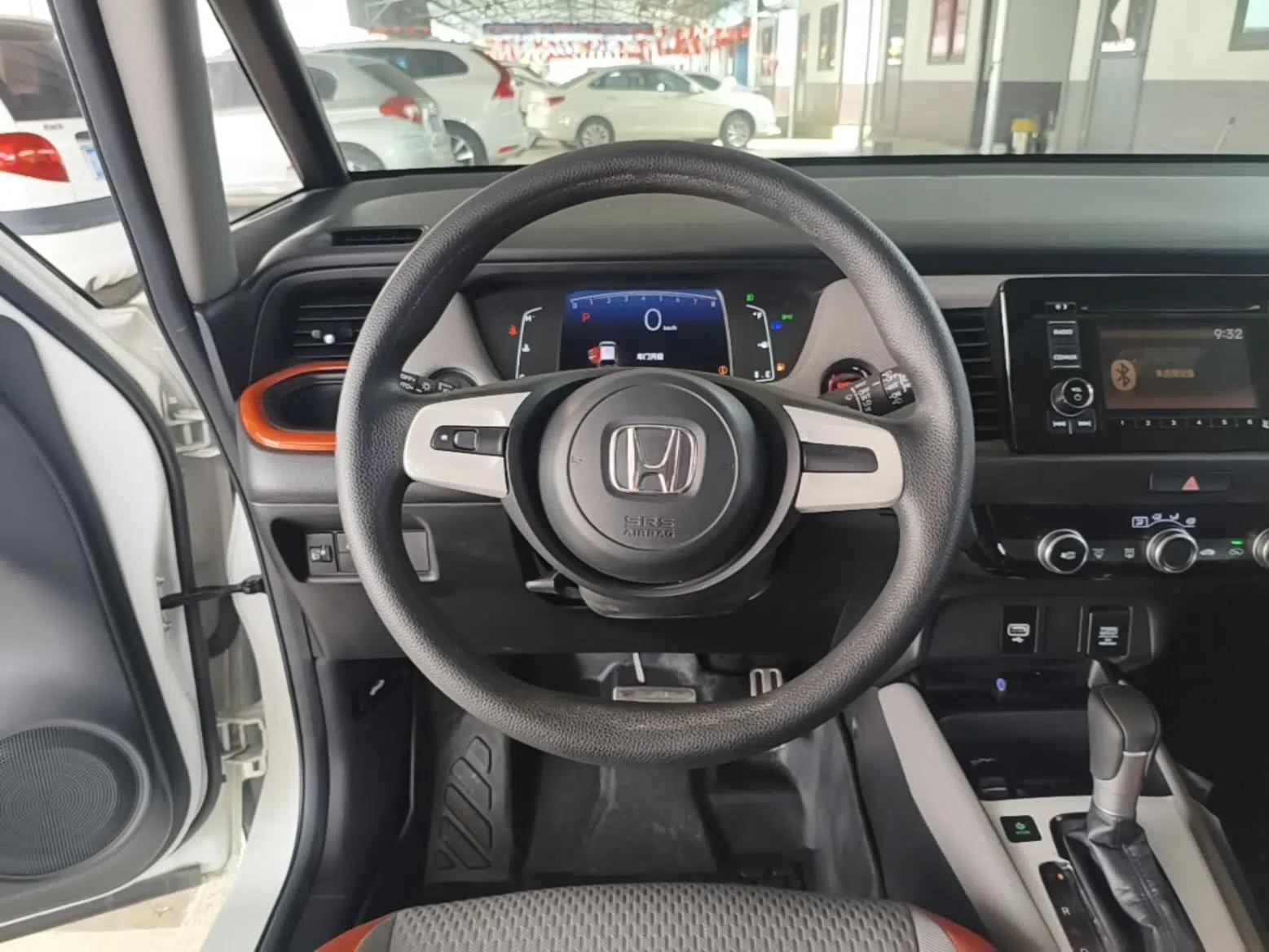 Honda LIFE 2021 1.5L CVT SPORT Heartbeat Edition — миниатюра 11