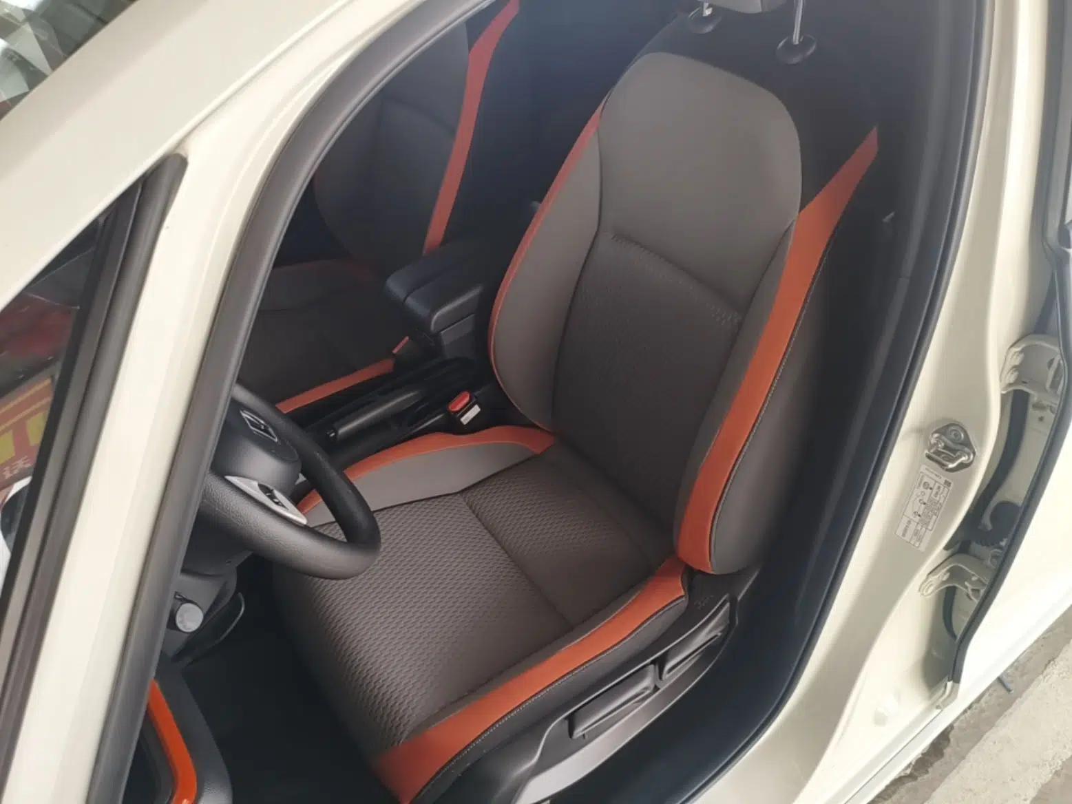 Honda LIFE 2021 1.5L CVT SPORT Heartbeat Edition — миниатюра 15
