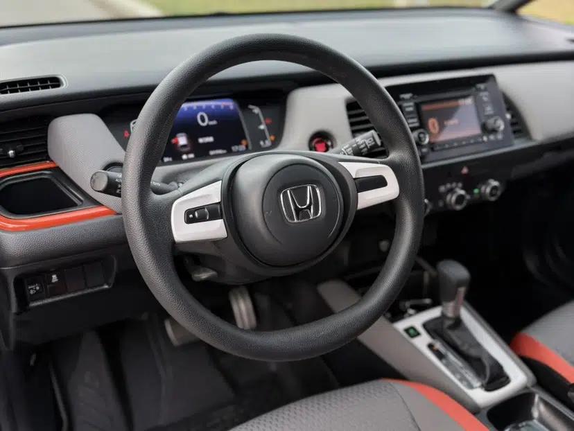 Honda LIFE 2021 1.5L CVT SPORT Heartbeat Edition — миниатюра 22