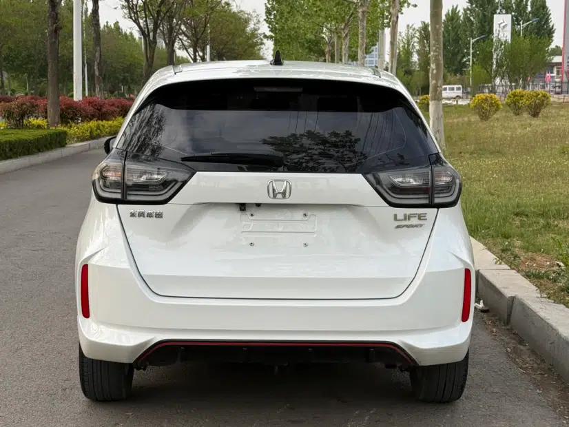 Honda LIFE 2021 1.5L CVT SPORT Heartbeat Edition — миниатюра 8