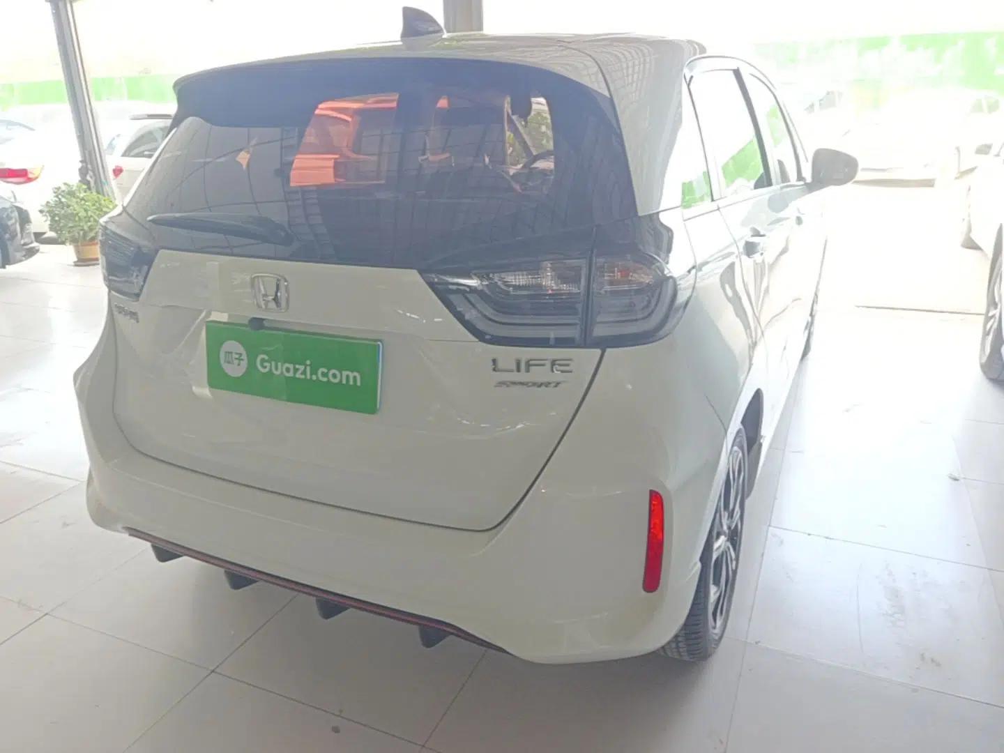 Honda LIFE 2021 1.5L CVT SPORT Heartbeat Edition — миниатюра 4
