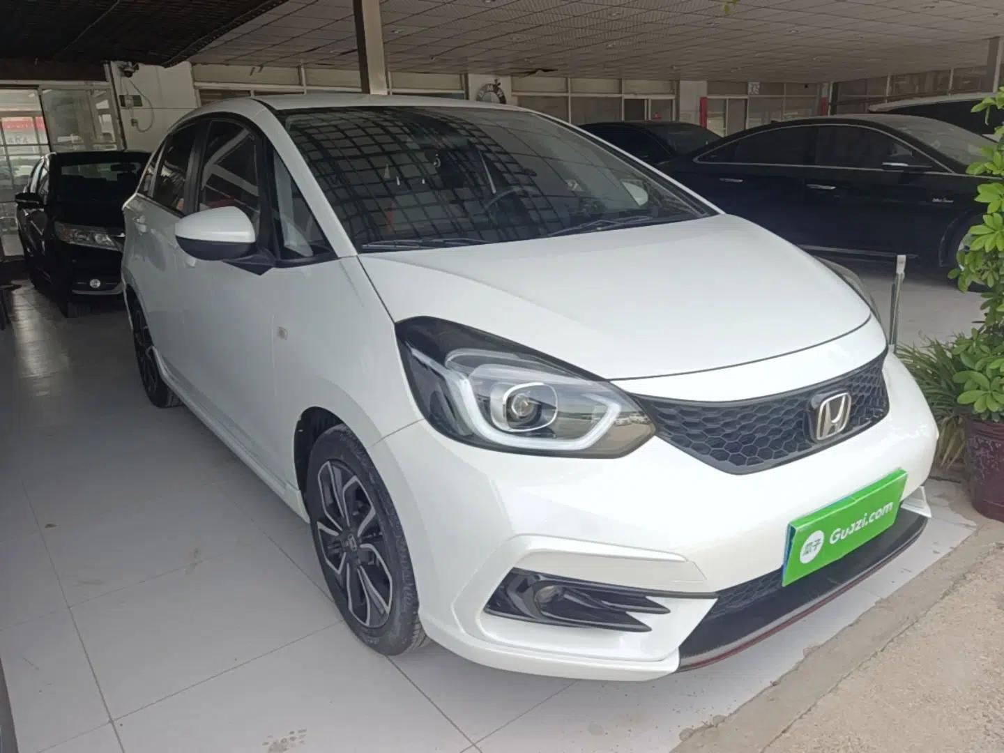 Honda LIFE 2021 1.5L CVT SPORT Heartbeat Edition — миниатюра 6