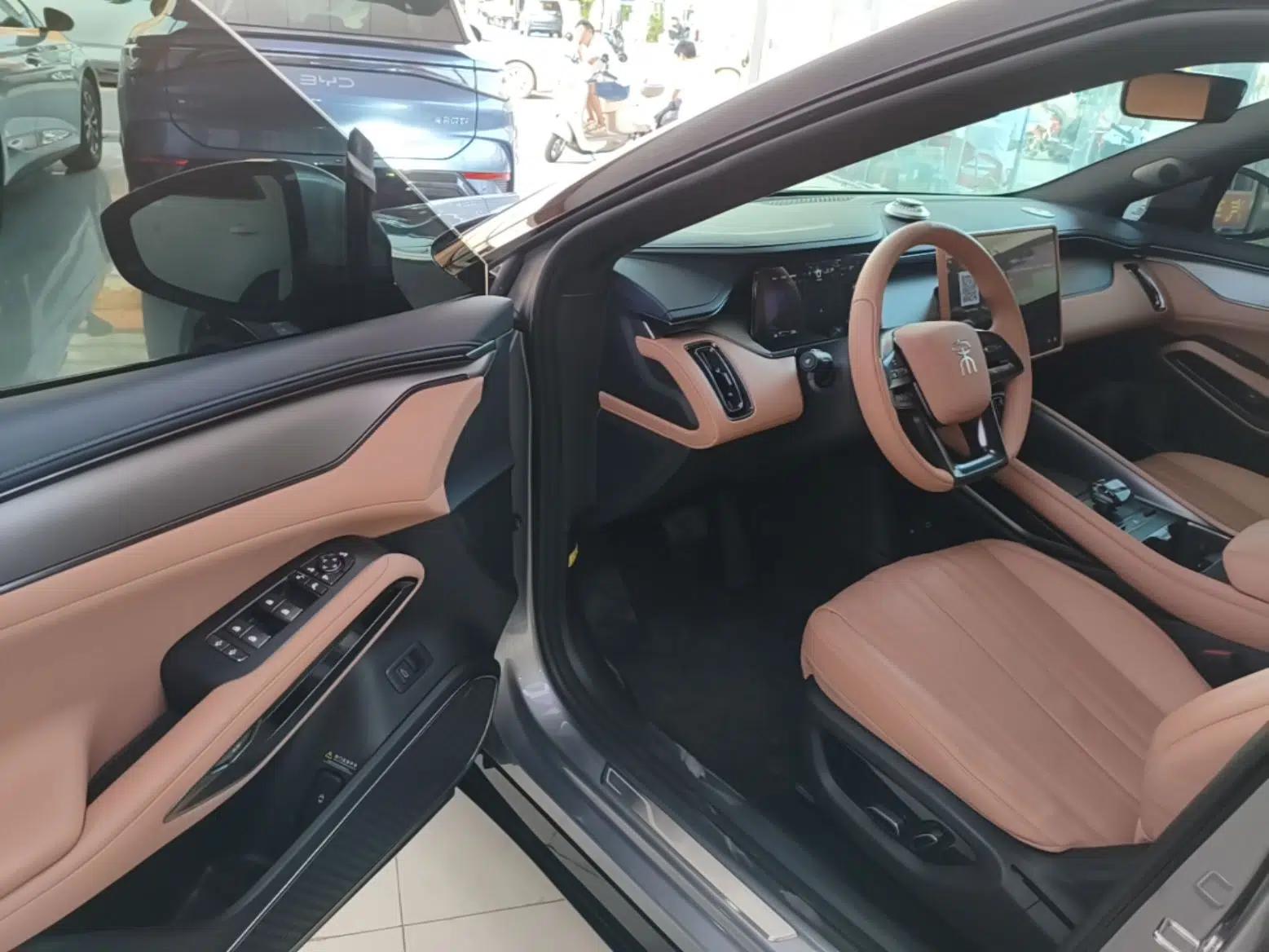 BYD Song L EV 2024 550km Beyond Edition — миниатюра 19