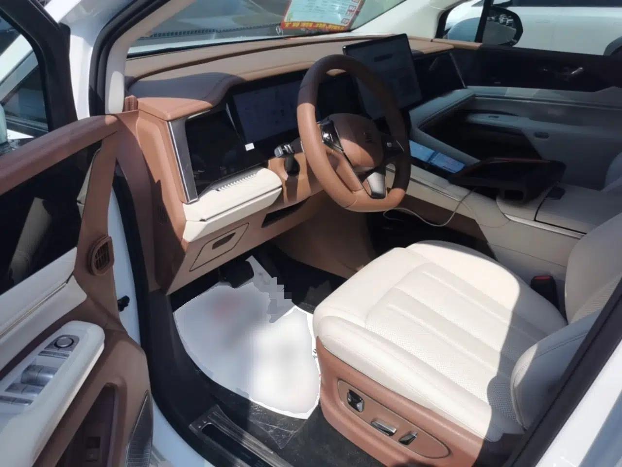 BYD Xia 2025 DM-i 1.5T 100km Supreme Edition — миниатюра 18