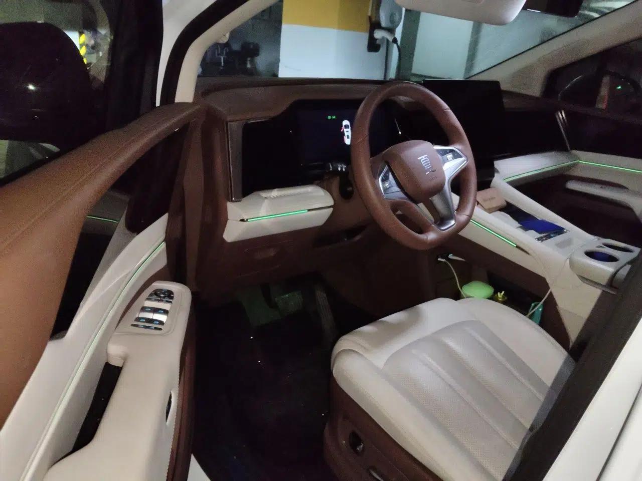BYD Xia 2025 DM-i 1.5T 180km Excellence Model — миниатюра 17