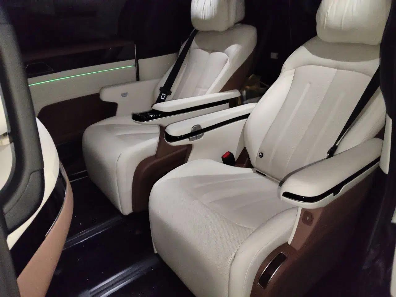BYD Xia 2025 DM-i 1.5T 180km Excellence Model — миниатюра 18