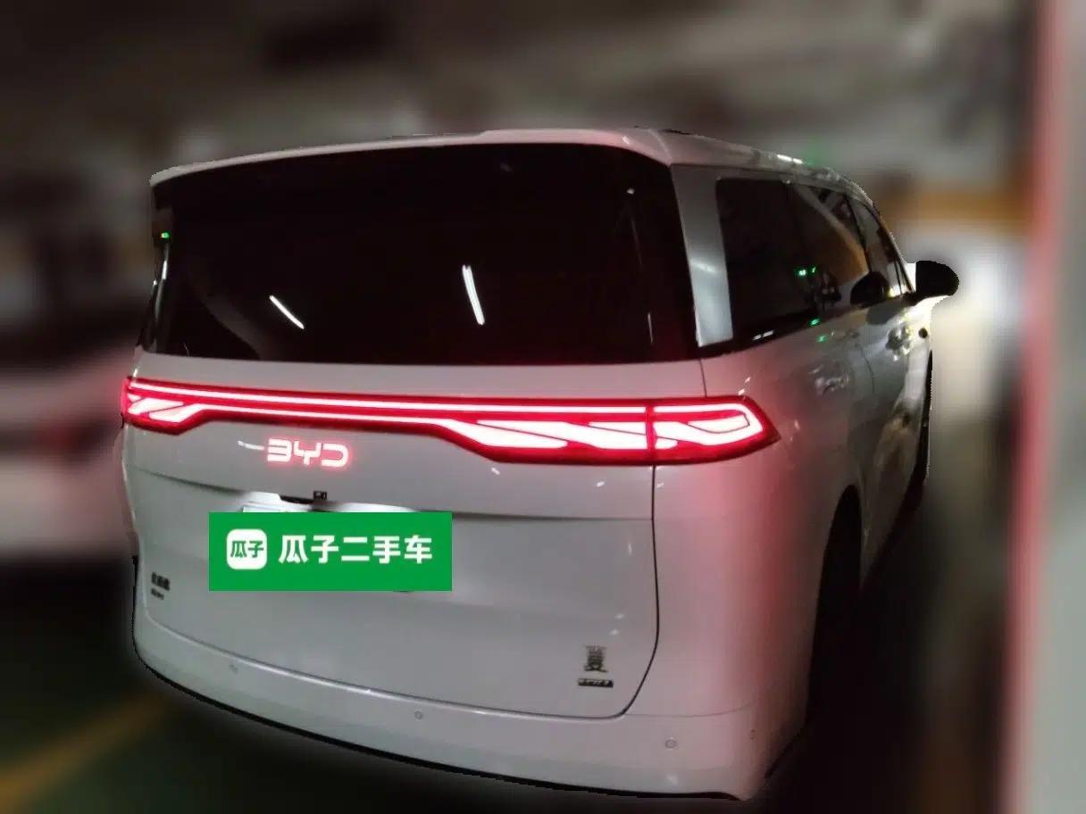BYD Xia 2025 DM-i 1.5T 180km Excellence Model — миниатюра 6