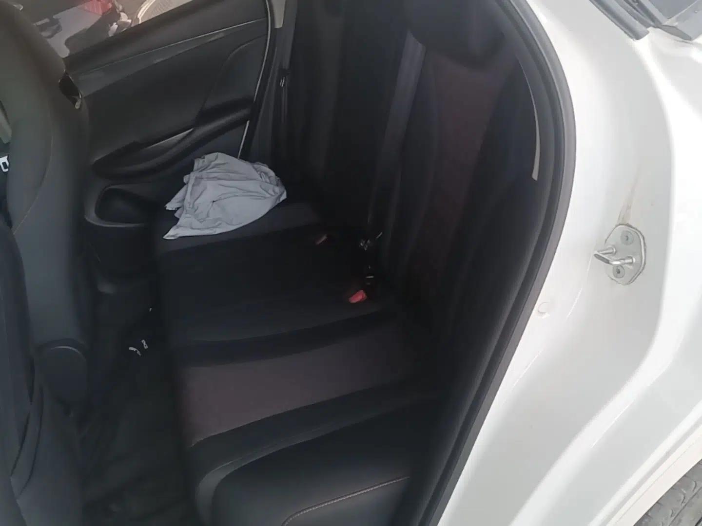 BYD e2 2024 Honor Edition Comfort Model — миниатюра 20