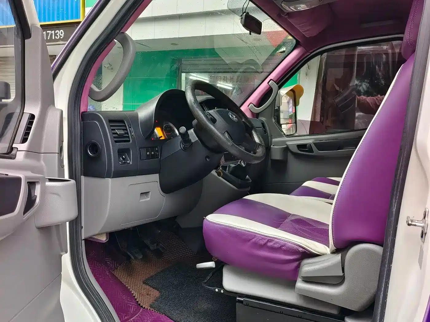 Yufeng 2020 2.3T Economy Logistics Van, Short Wheelbase, Low Roof, 5-9 Seats, WP2.3 — миниатюра 5