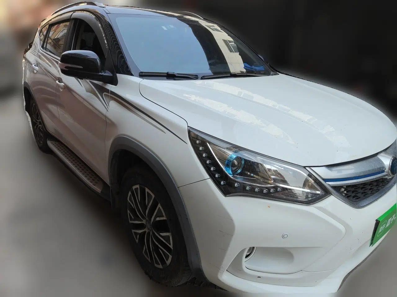BYD Song New Energy 2017 Song DM 1.5TID All-Wheel Drive Luxury Model — миниатюра 3