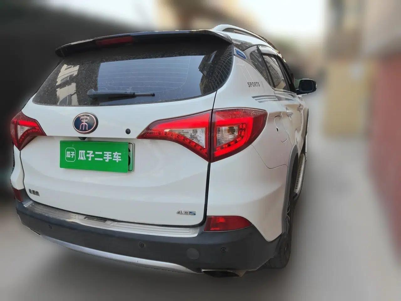BYD Song New Energy 2017 Song DM 1.5TID All-Wheel Drive Luxury Model — миниатюра 6