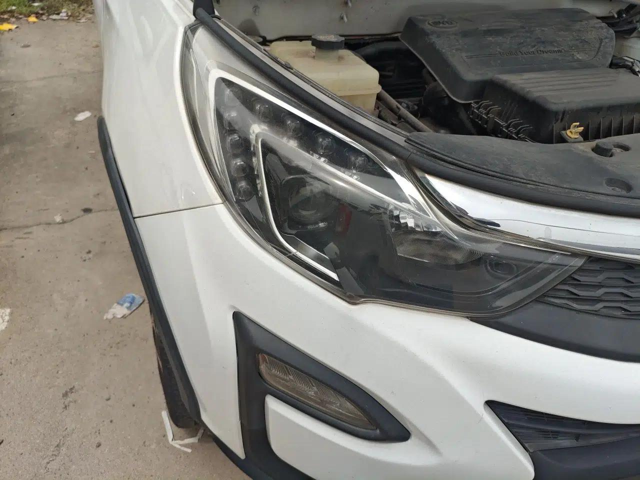 BYD Yuan 2017 1.5L Automatic Cool & Connected Model — миниатюра 7