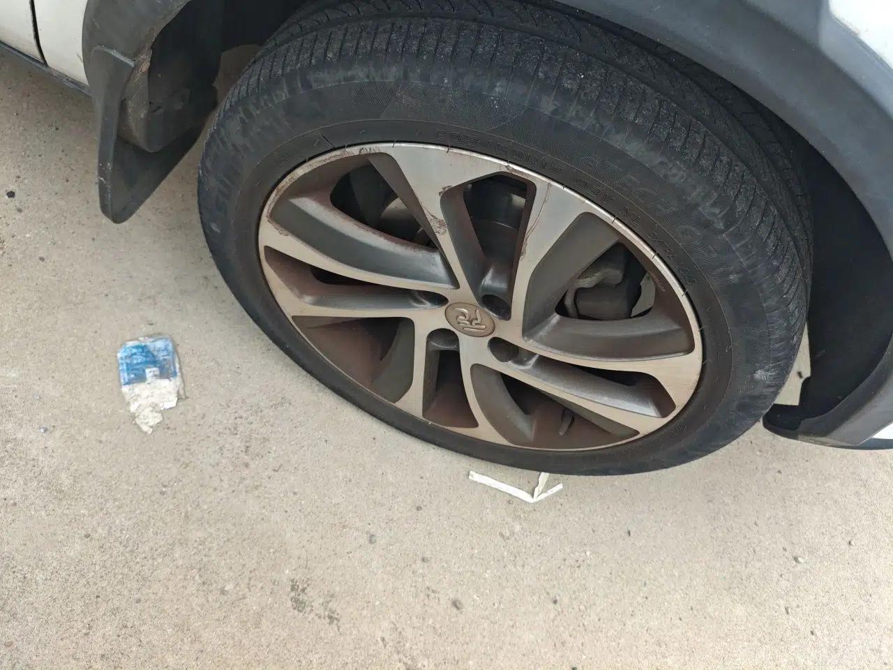 BYD Yuan 2017 1.5L Automatic Cool & Connected Model — миниатюра 8