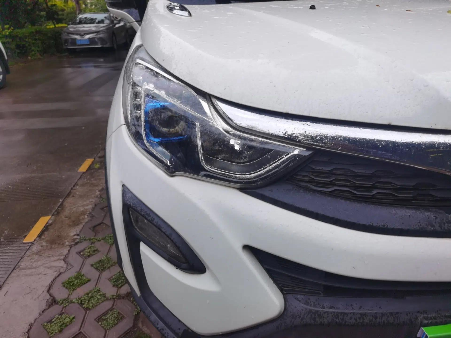 BYD Yuan 2016 1.5TID Automatic Luxury Version — миниатюра 7