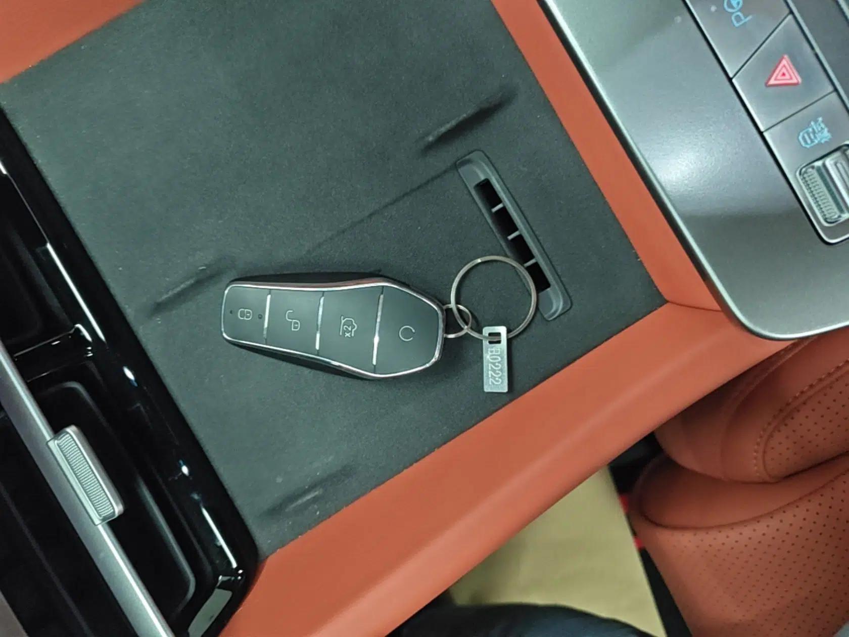 BYD Tang L 2025 DM 175KM Drone Player Edition — миниатюра 12