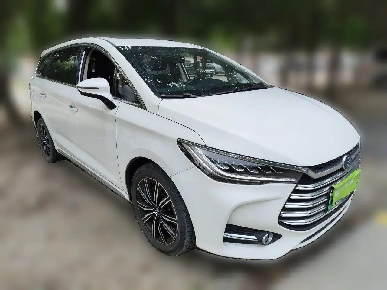 BYD Song MAX New Energy 2019 DM 1.5T Smart Connect Advanced 7-Seater China VI Standard — миниатюра 3