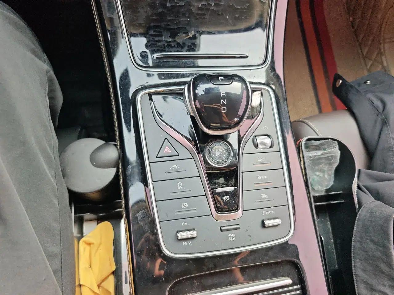 BYD Song MAX New Energy 2022 DM-i 105KM Flagship Model — миниатюра 15