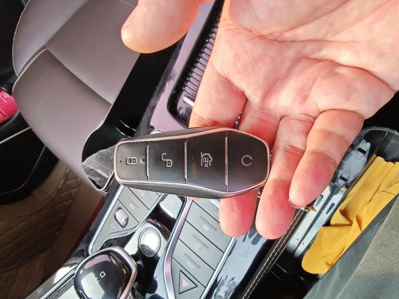 BYD Song MAX New Energy 2022 DM-i 105KM Flagship Model — миниатюра 9