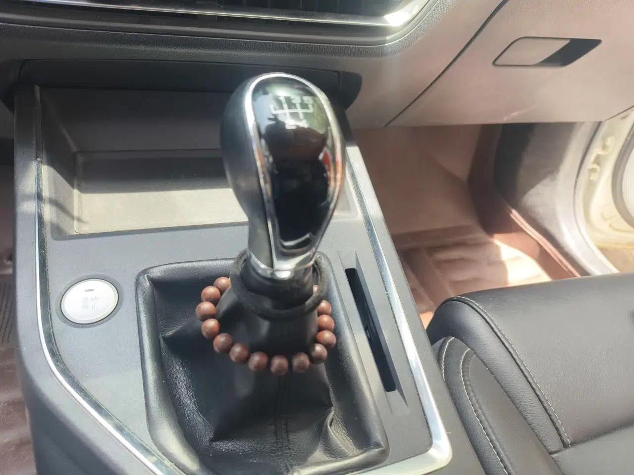 BYD Qin Pro 2018 1.5L Manual SmartConnect Sharp Edition — миниатюра 15