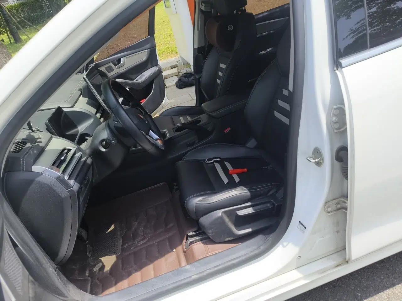 BYD Qin Pro 2018 1.5L Manual SmartConnect Sharp Edition — миниатюра 16
