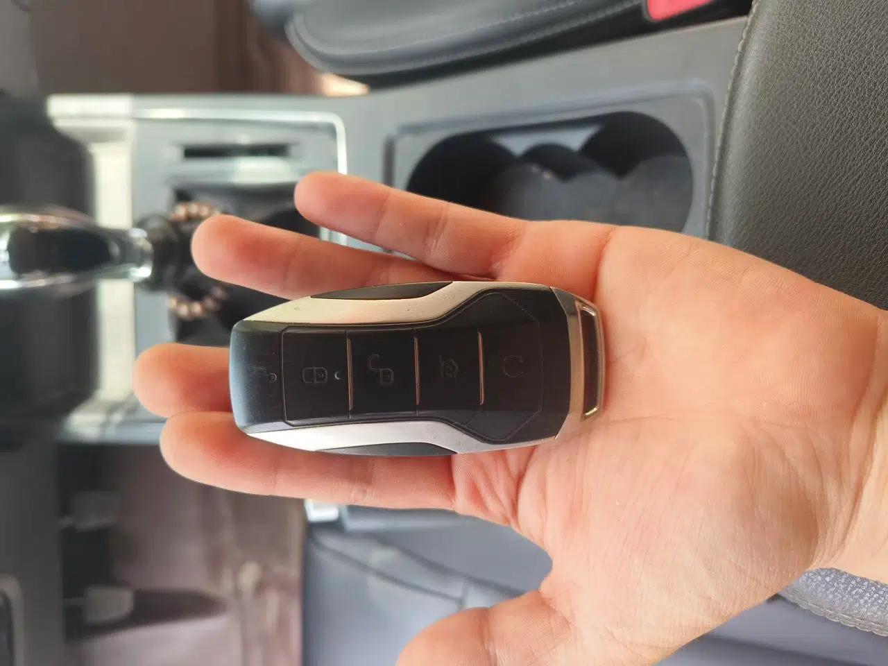 BYD Qin Pro 2018 1.5L Manual SmartConnect Sharp Edition — миниатюра 9