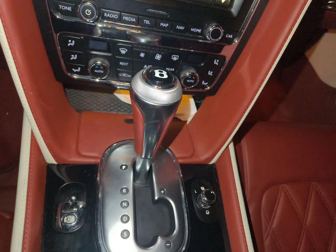 Bentley Continental 2015 4.0T GT V8 S Standard Edition — миниатюра 15