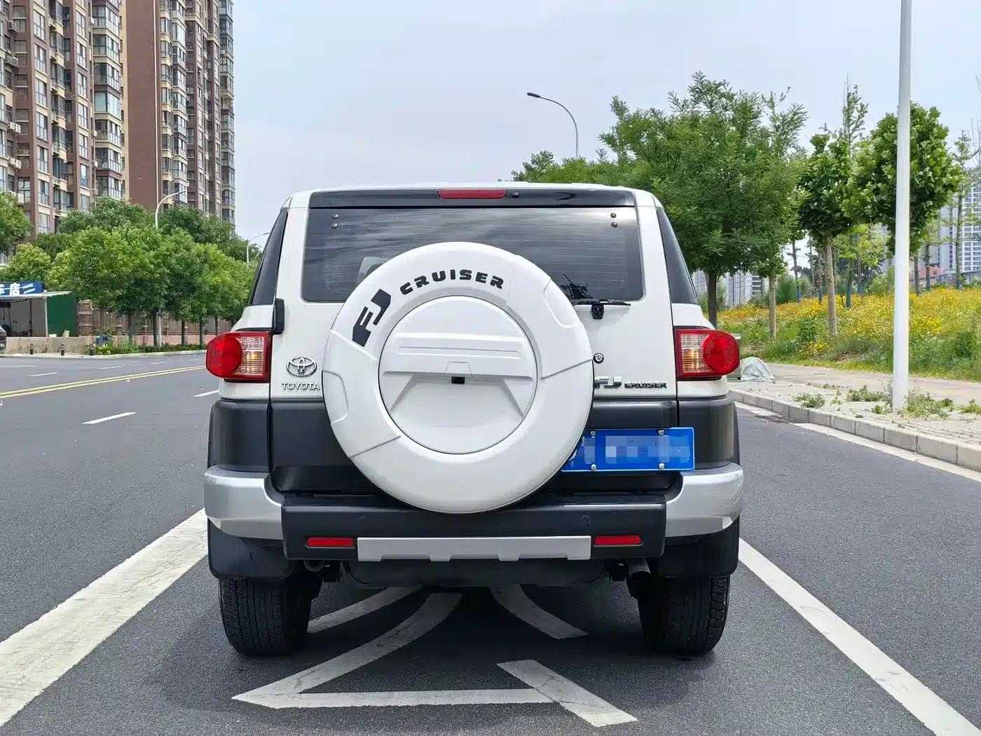 2022 FJ Cruiser 4.0L Middle East Edition — миниатюра 4