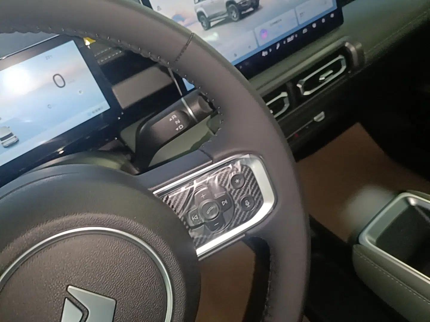 Baojun Spark EUV 2026 301km Flagship Edition — миниатюра 17