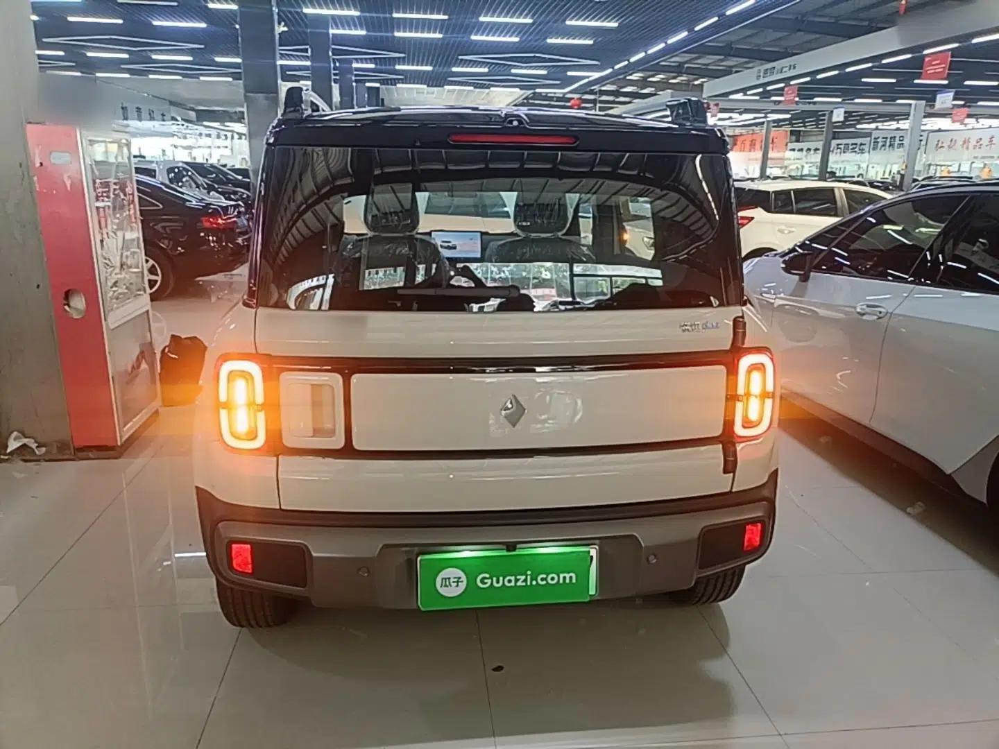 Baojun Spark EUV 2026 301km Flagship Edition — миниатюра 5