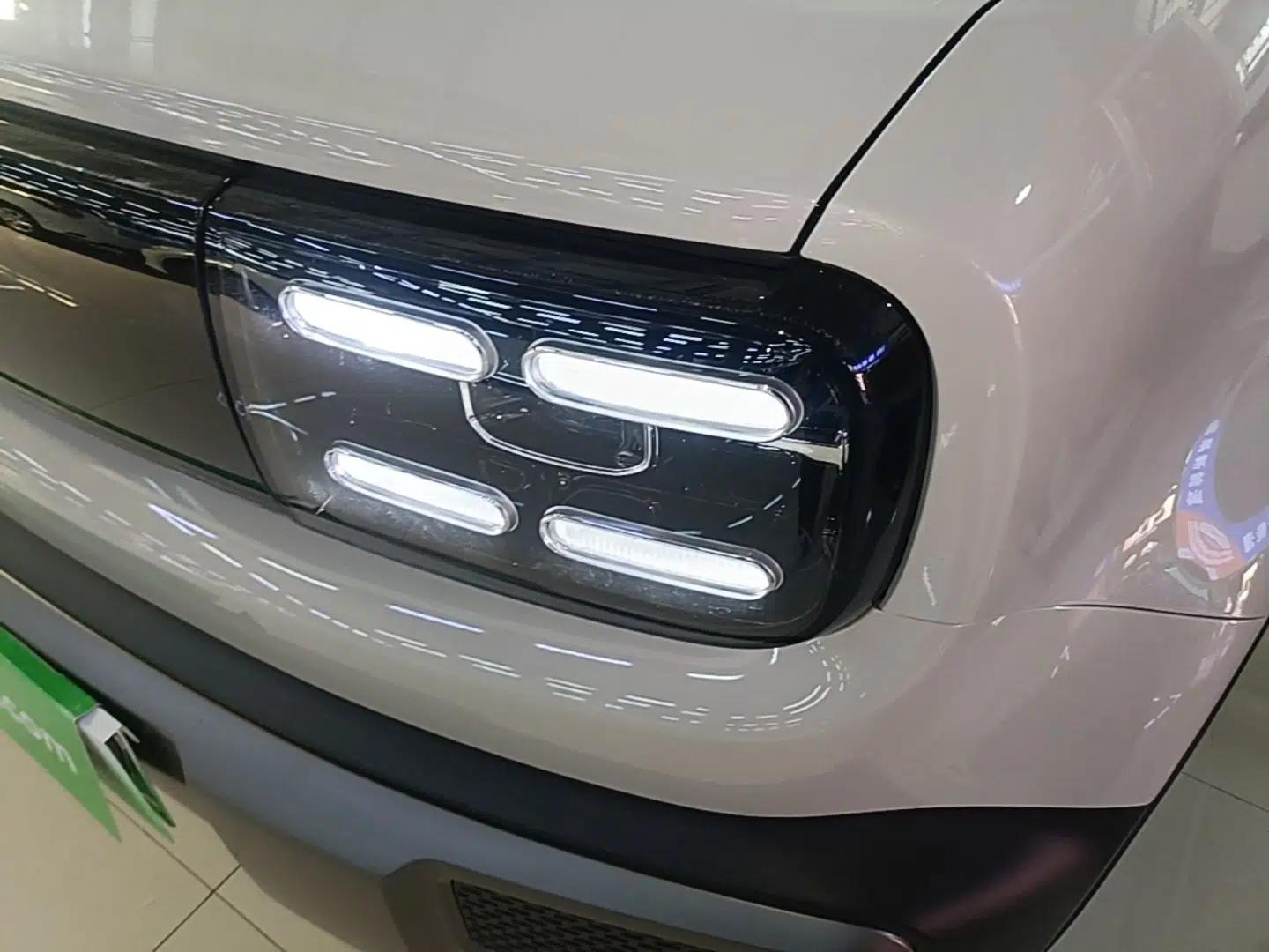 Baojun Spark EUV 2026 301km Flagship Edition — миниатюра 9