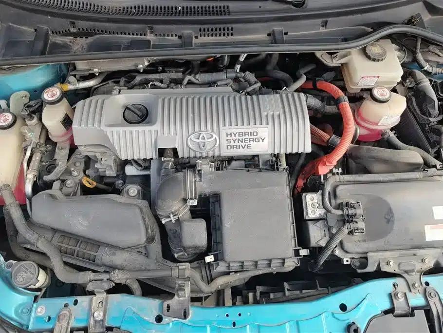 Corolla Hybrid E+ 2019 1.8L E-CVT Flagship Edition — миниатюра 10