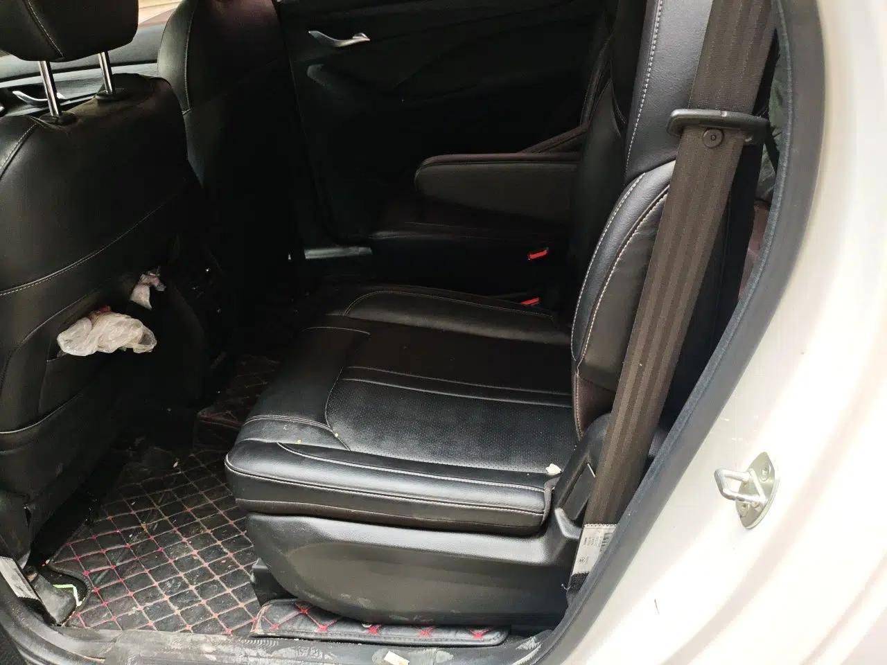 Baojun 360 2018 1.5L Manual Elite Version National V — миниатюра 18