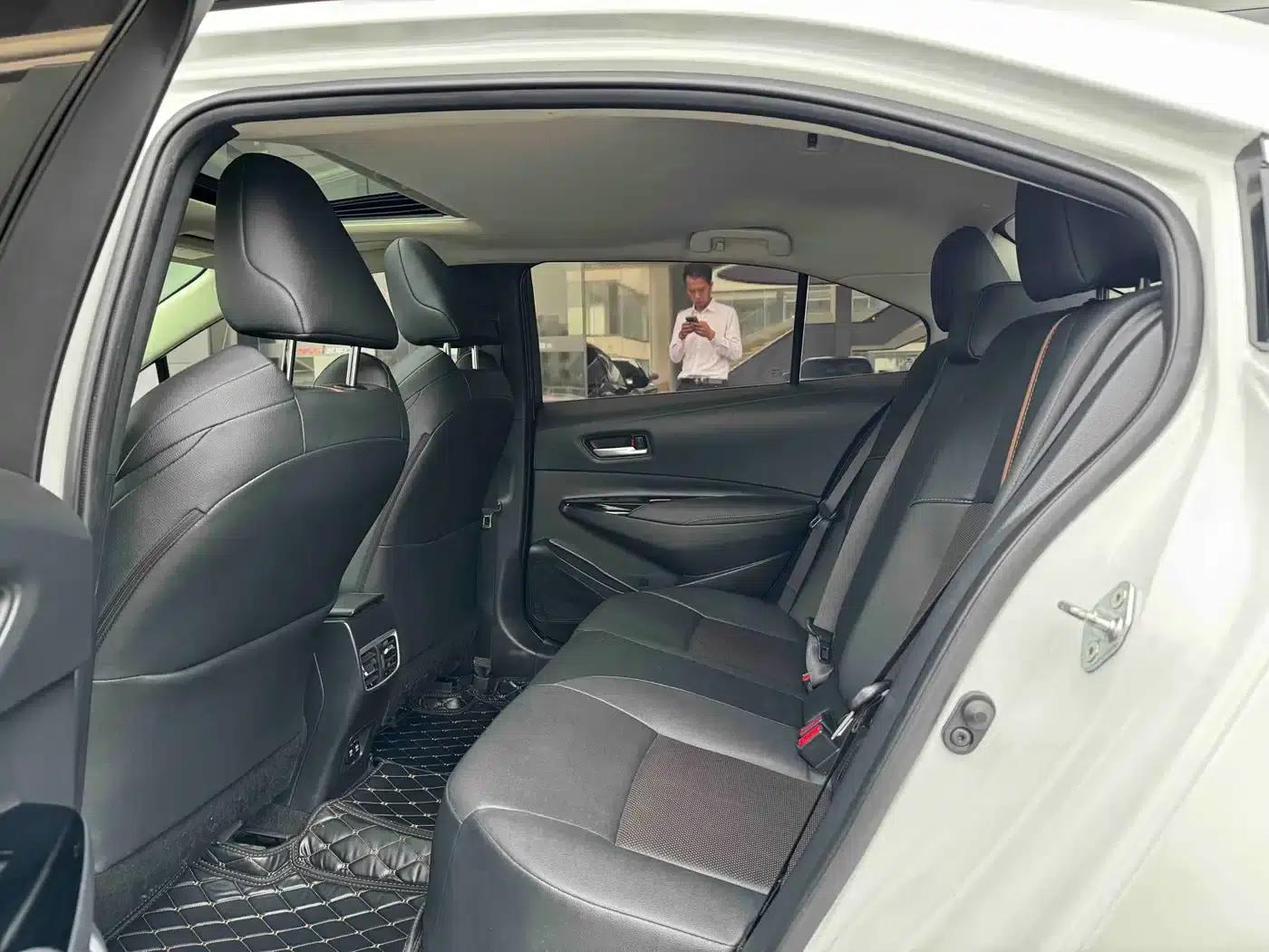 2023 Geely Lingshang 2.0L Luxury Edition — миниатюра 6