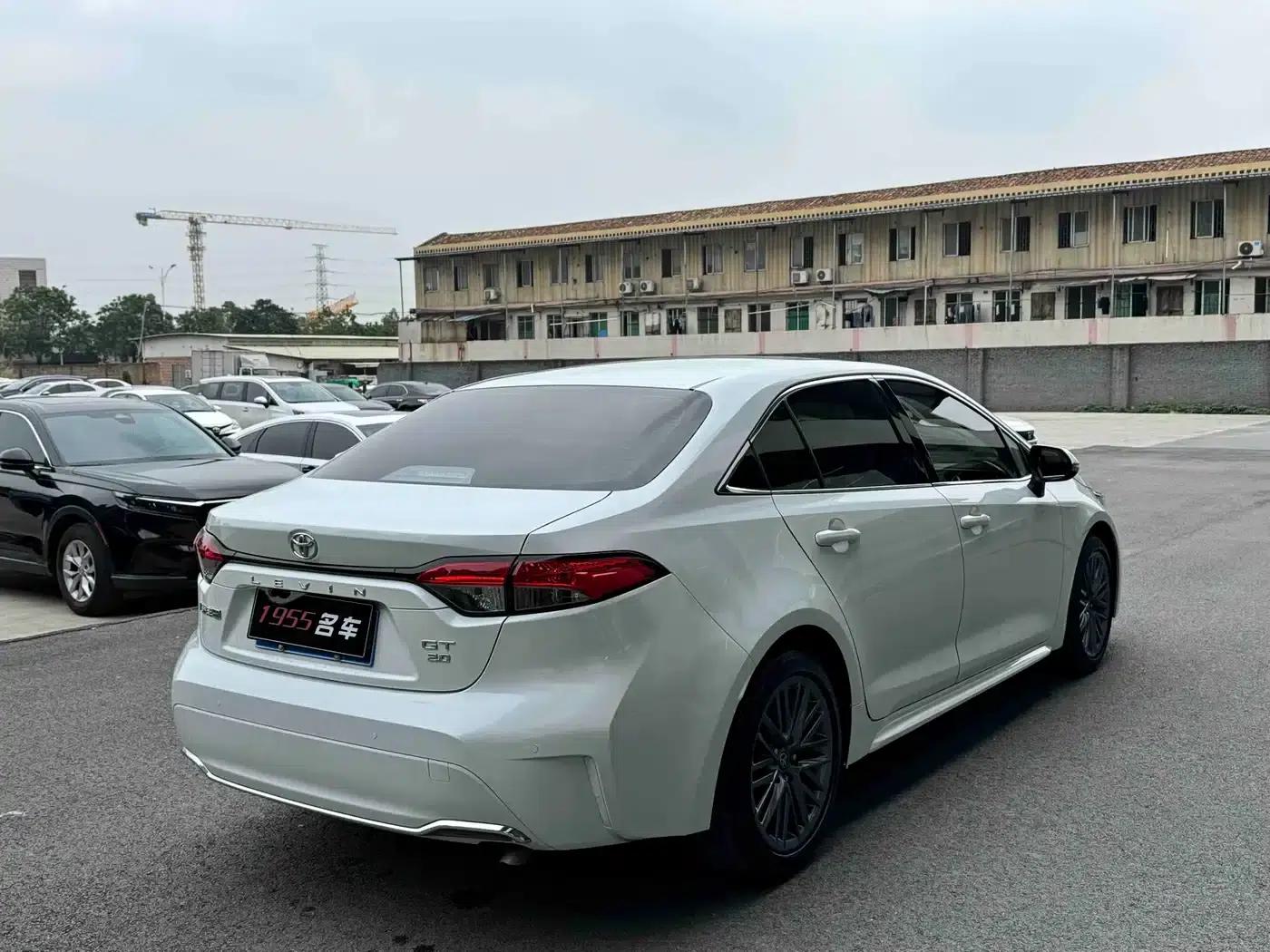 2023 Geely Lingshang 2.0L Luxury Edition — миниатюра 9