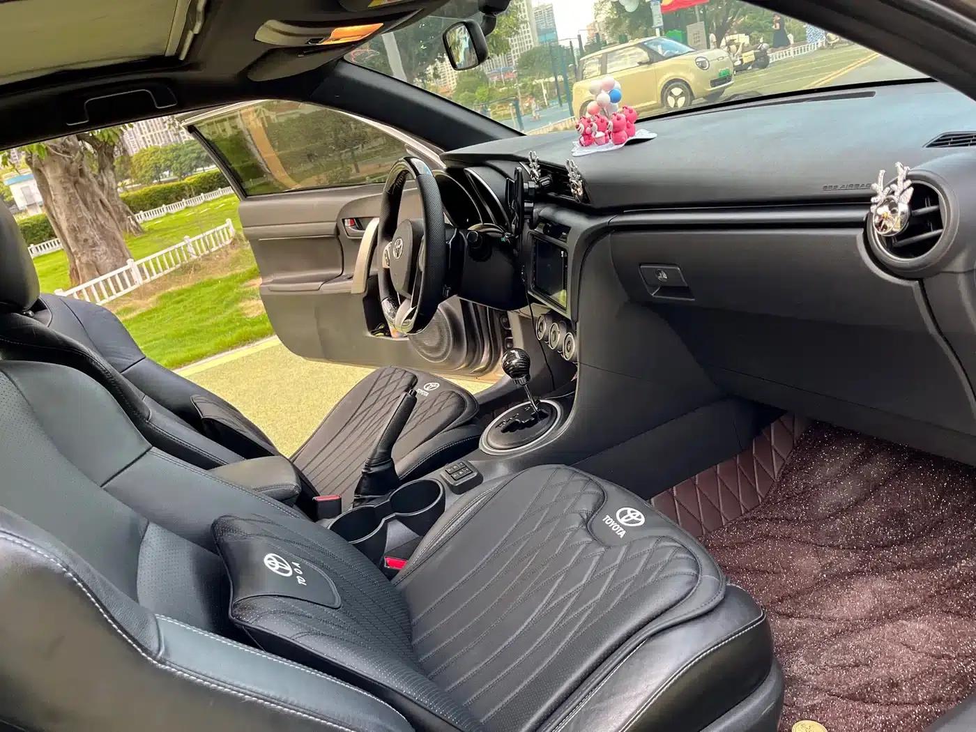 2011 Jetta 2.5L Luxury Edition — миниатюра 11