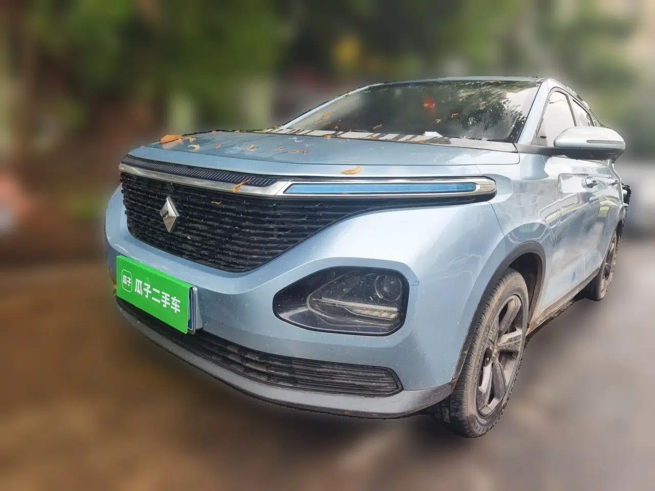 Baojun RM-5 2019 1.5L Manual Elite Version with 24-Hour Online Service 7 Seats — миниатюра 1