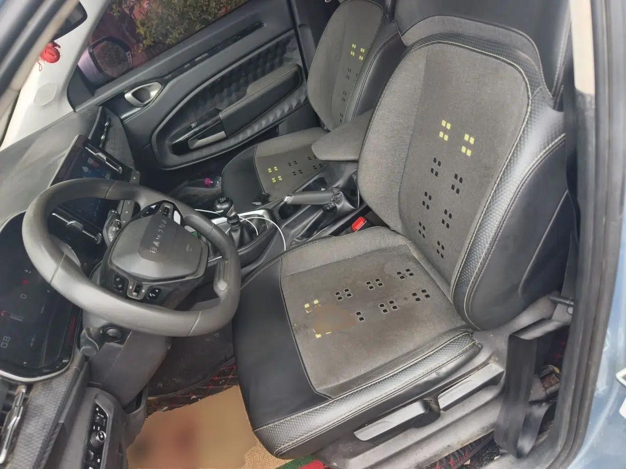 Baojun RM-5 2019 1.5L Manual Elite Version with 24-Hour Online Service 7 Seats — миниатюра 16