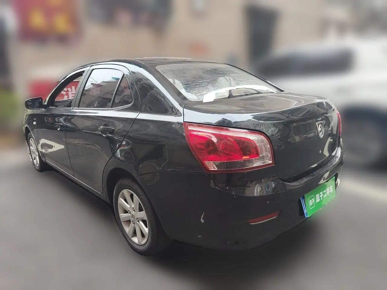 Baojun 630 2012 1.5L DVVT Manual Standard Model — миниатюра 4