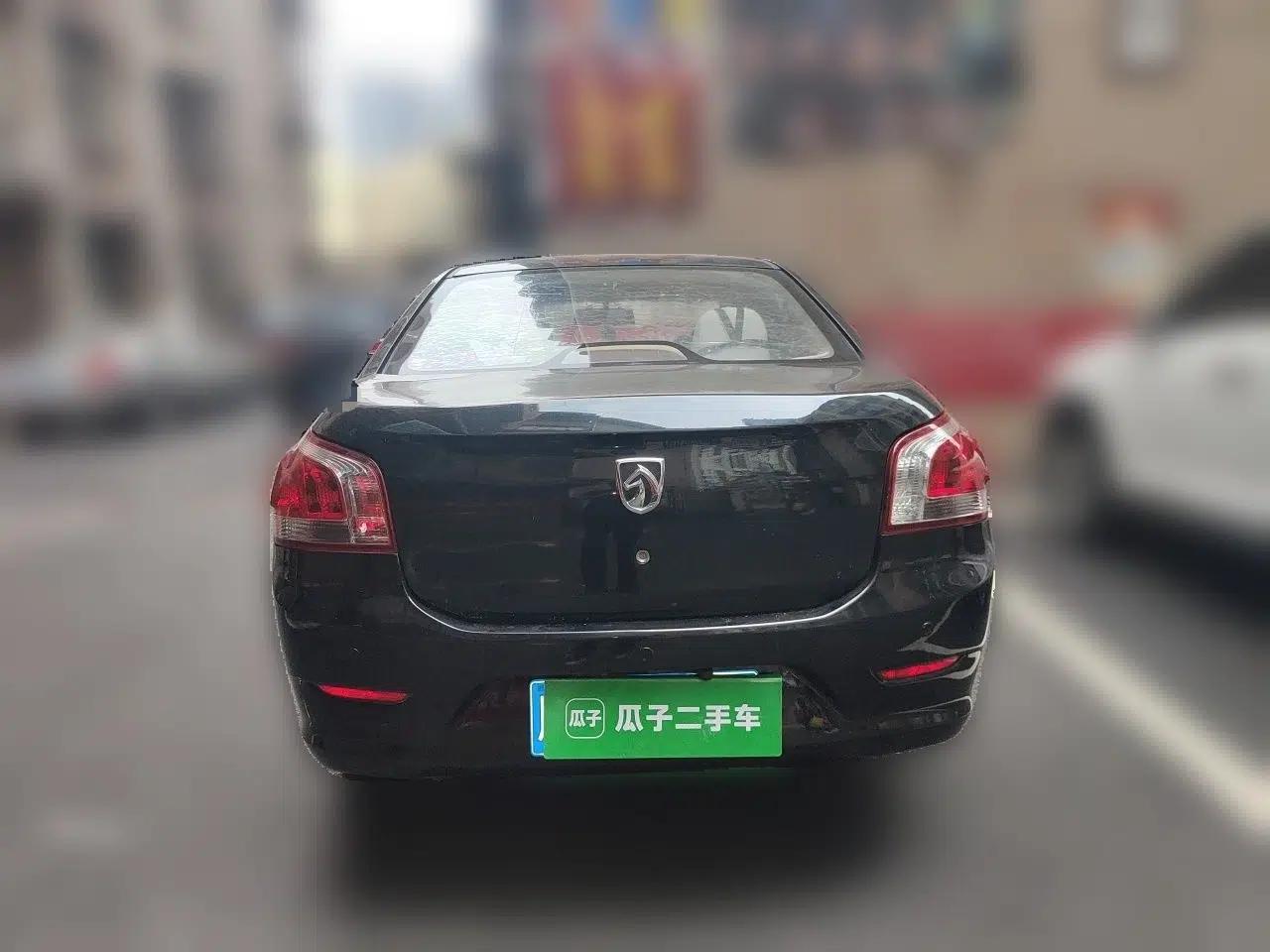 Baojun 630 2012 1.5L DVVT Manual Standard Model — миниатюра 5