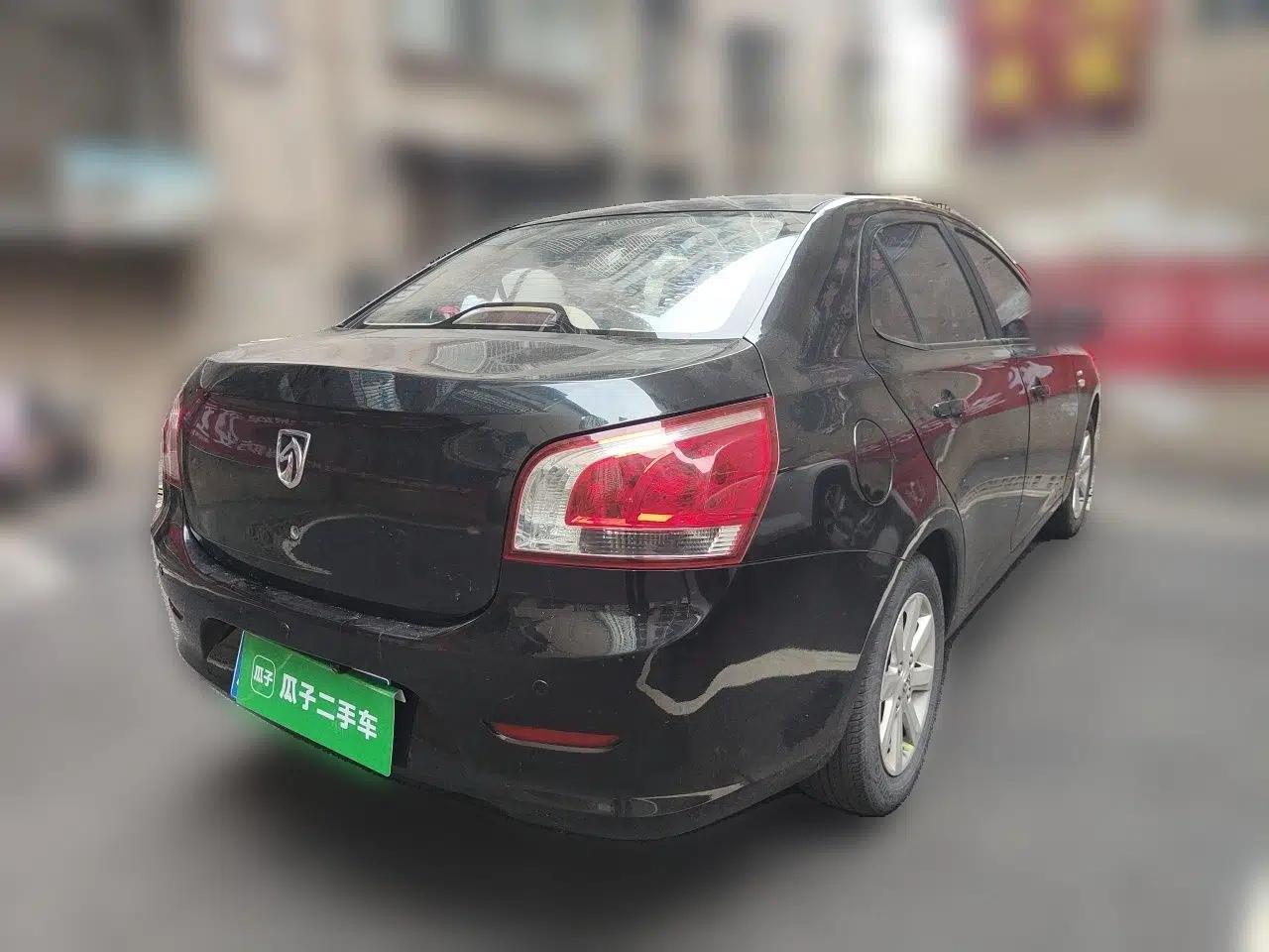 Baojun 630 2012 1.5L DVVT Manual Standard Model — миниатюра 6