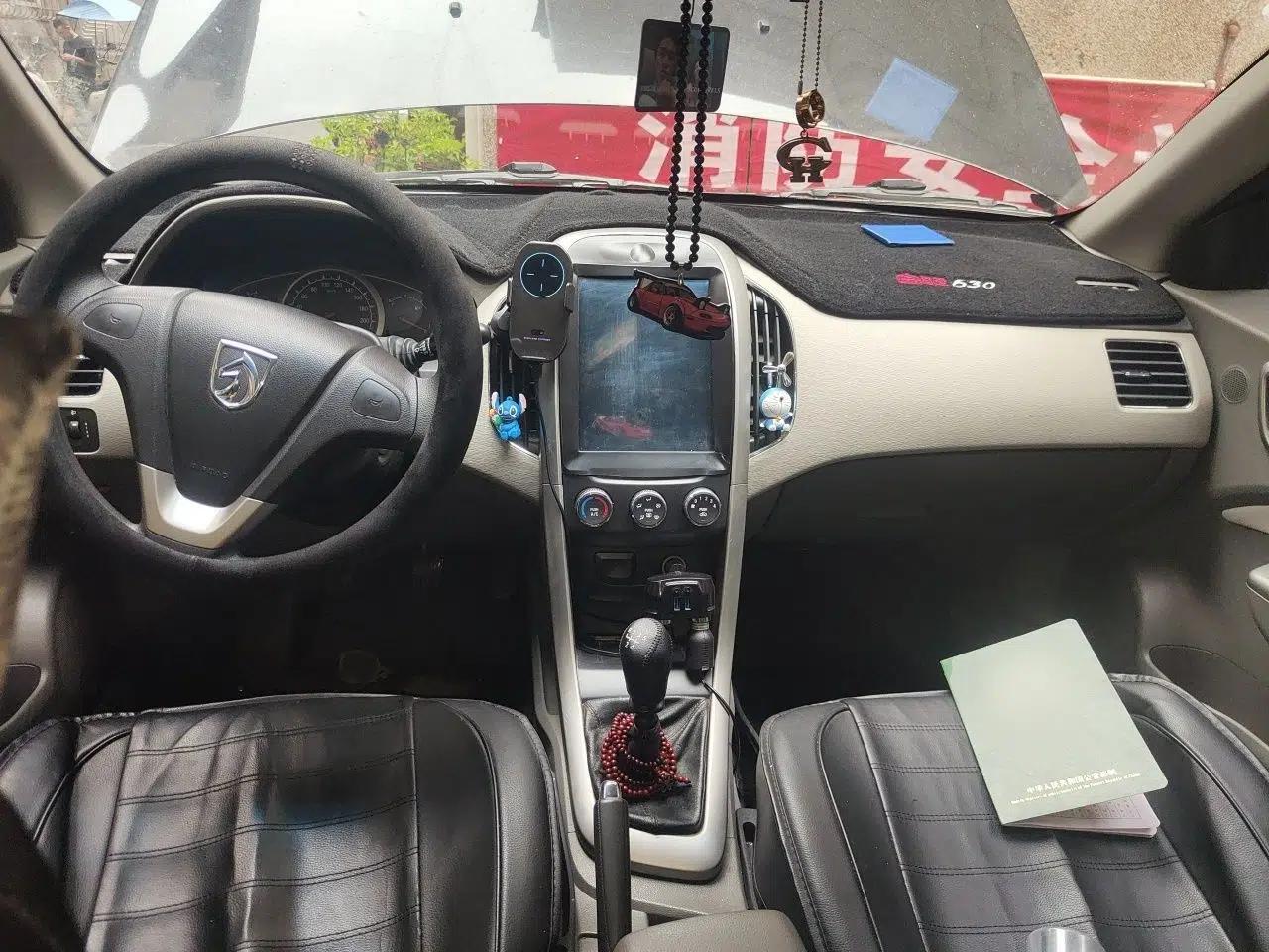 Baojun 630 2012 1.5L DVVT Manual Standard Model — миниатюра 10