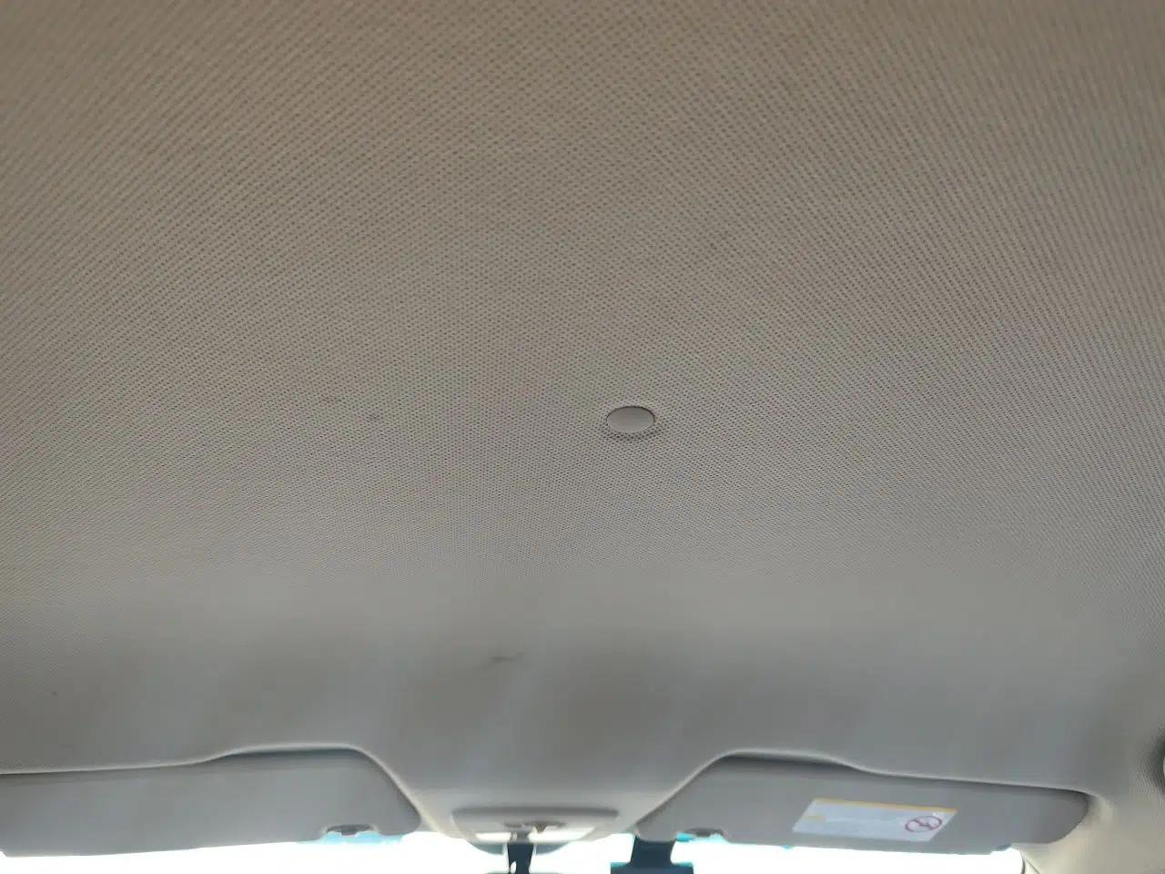 Baojun 630 2012 1.8L manual Comfort trim level — миниатюра 19