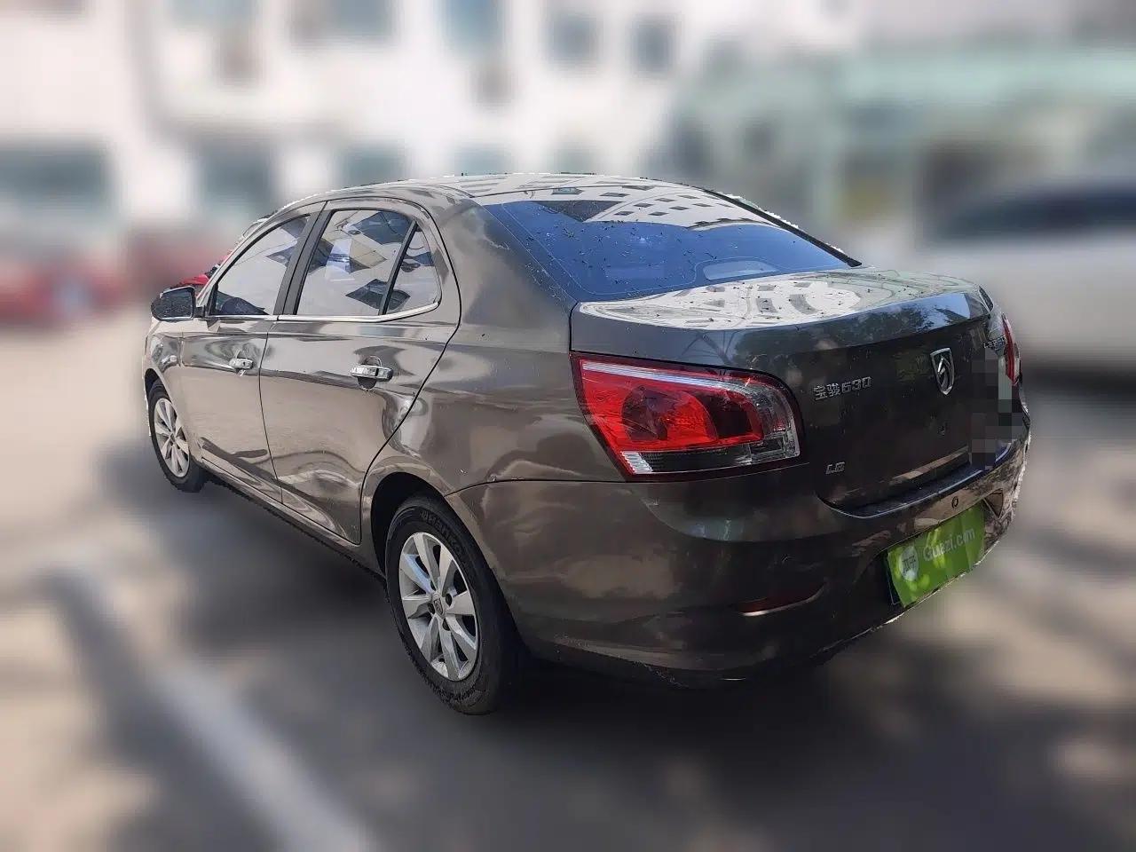Baojun 630 2012 1.8L manual Comfort trim level — миниатюра 4