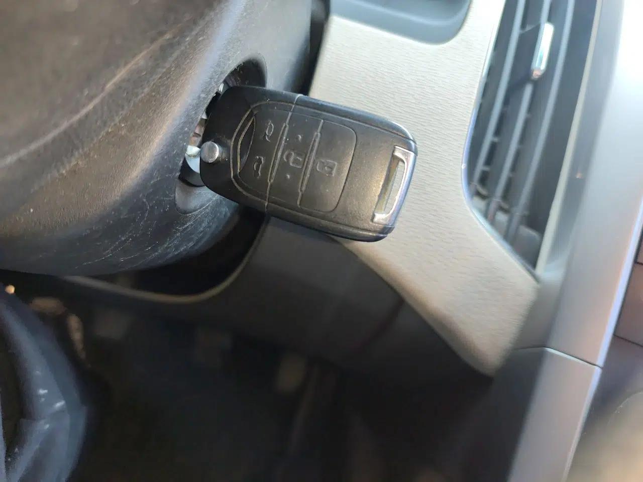 Baojun 630 2012 1.8L manual Comfort trim level — миниатюра 9