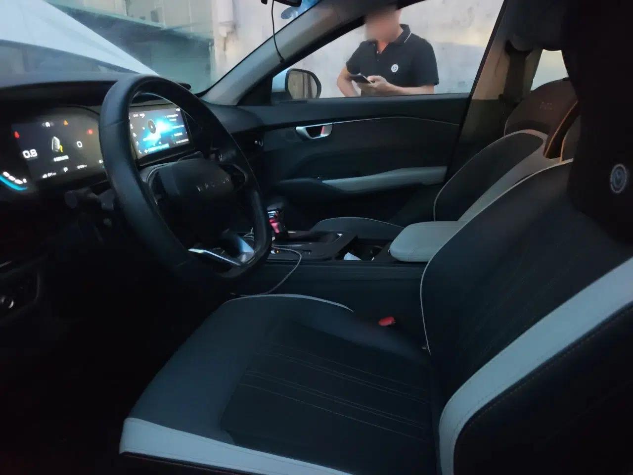 Baojun RC-6 2019 1.5T CVT 24-Hour Online Luxury Edition — миниатюра 16