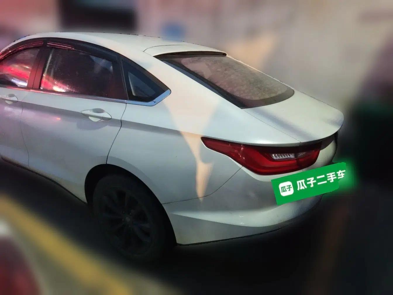 Baojun RC-6 2019 1.5T CVT 24-Hour Online Luxury Edition — миниатюра 4